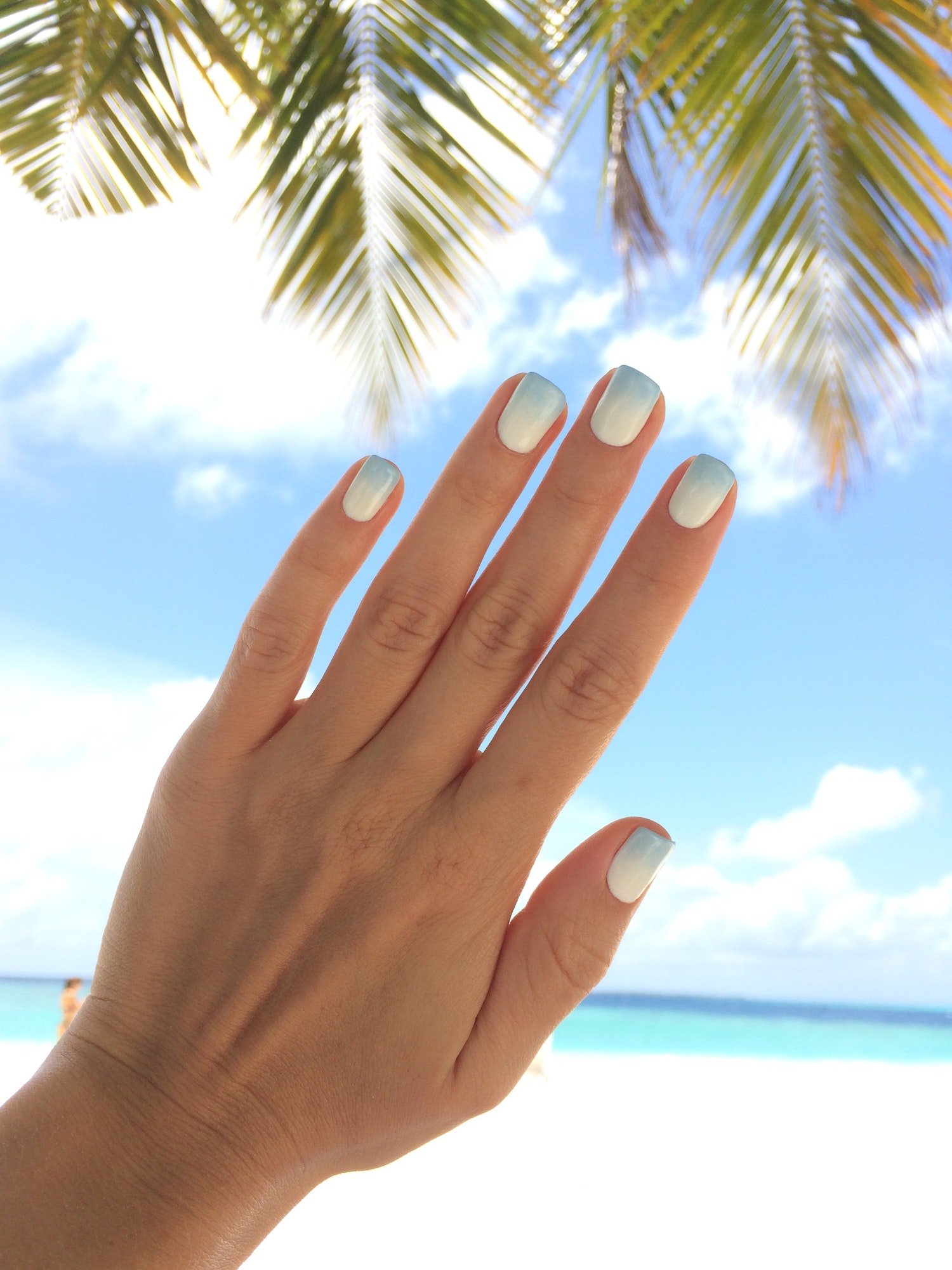 Gorgeous summer manicure.